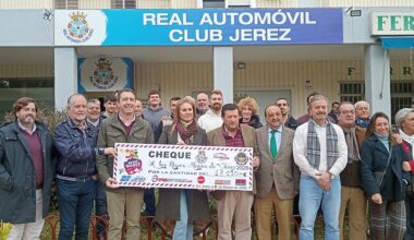 El Real Automóvil Club Jerez entrega 18.150 euros a la Asociación de los Reyes Magos