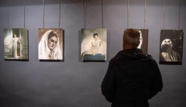 Imágenes de Alicia Navarro del Centro de Fotografía Isla de Tenerife. La de la derecha es, en realidad, su hermana Olga.