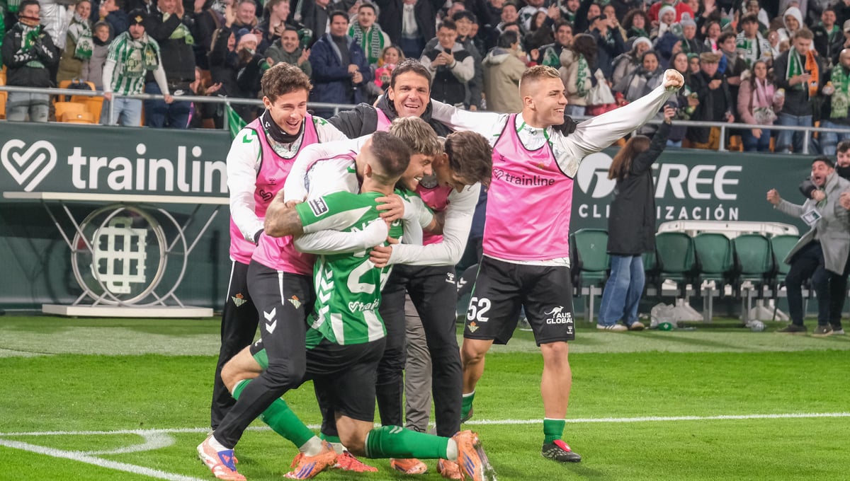 Aitor Ruibal: "El míster me conoce mejor que nadie; me ha pedido lo que he hecho, ni más ni menos"