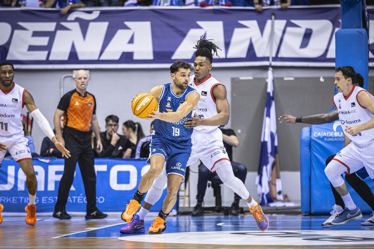 Rauliznho Neto, exjugador del UCAM Murcia, esta temporada con el San Pablo Burgos.