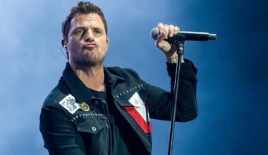 Dani Martín la lía en pleno concierto con un particular mitin político y no deja títere con cabeza