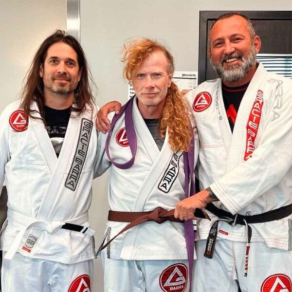 Dave Mustaine, cuando consiguió el cinturón marrón en jiu-jitsu brasileño en 2022