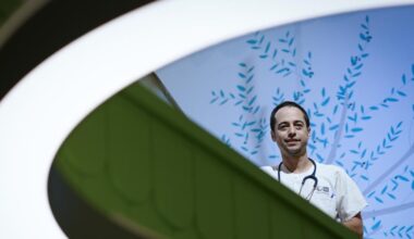 «Los médicos ni nos hacemos ricos con las guardias ni las dormimos»