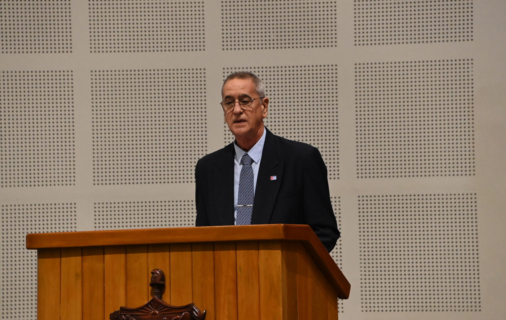 Movilizar las reservas internas del país, un principio del Plan de la Economía para el 2026