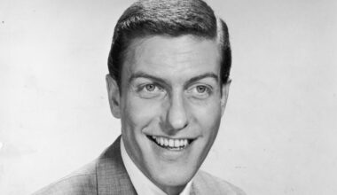 Dick Van Dyke cumplió 100 años: repasamos su legendaria carrera