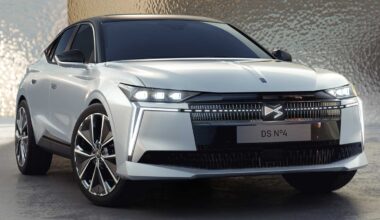 DS Nº4 Performance Line: equipamiento y precios