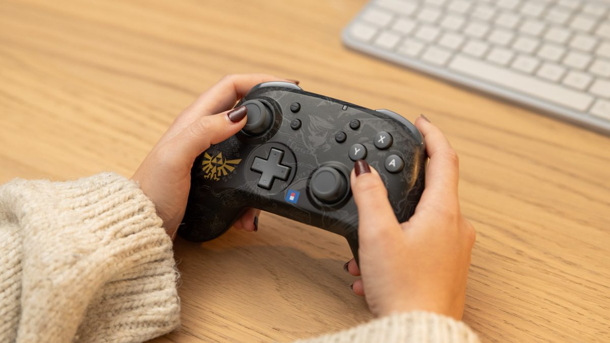 este mando para Switch con diseño de Zelda demuestra que la belleza sí que está en el exterior