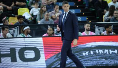Lakovic, durante el partido que el Granca jugaba en Bilbao el domingo.