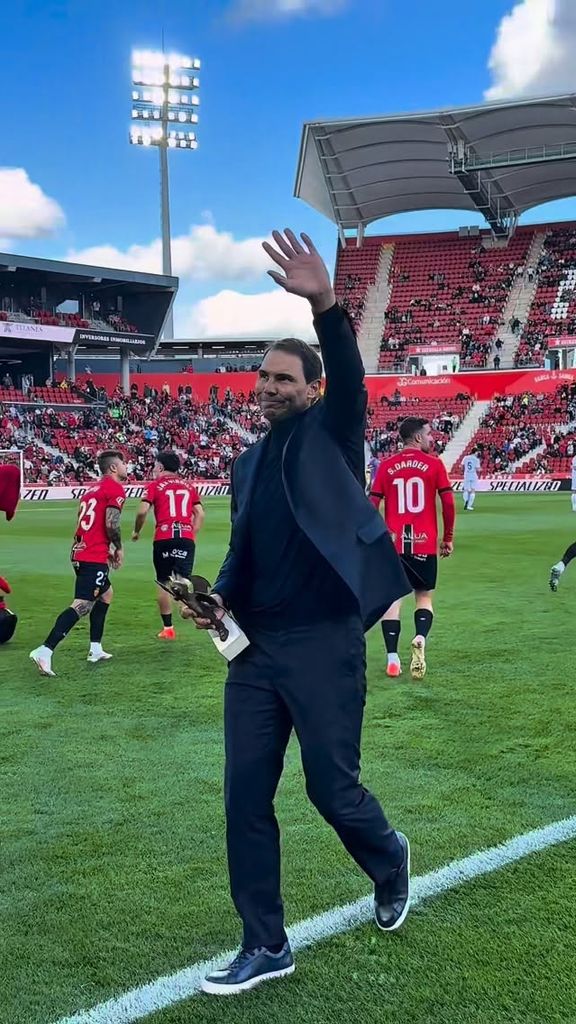 Rafa Nadal agradeciendo a la afición bermellona este reconocimiento