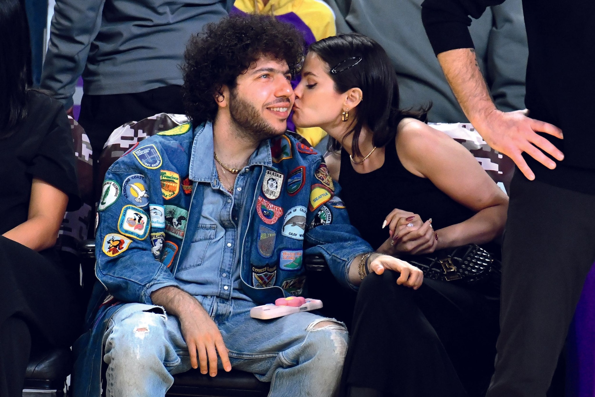 Selena Gomez afortunada en el amor y los negocios, despide 2025 como mujer casada y milmillonaria