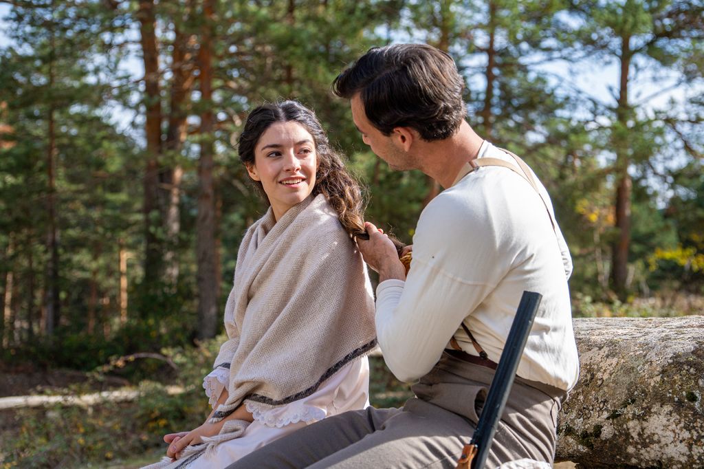 Xavi Lock avanza que llega una temporada bastante bonita a 'La Promesa'