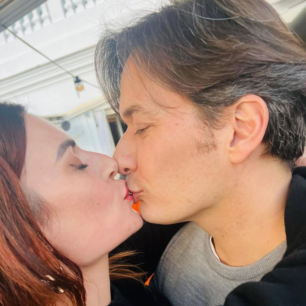 "Me gusto de ti", escribía Alberto