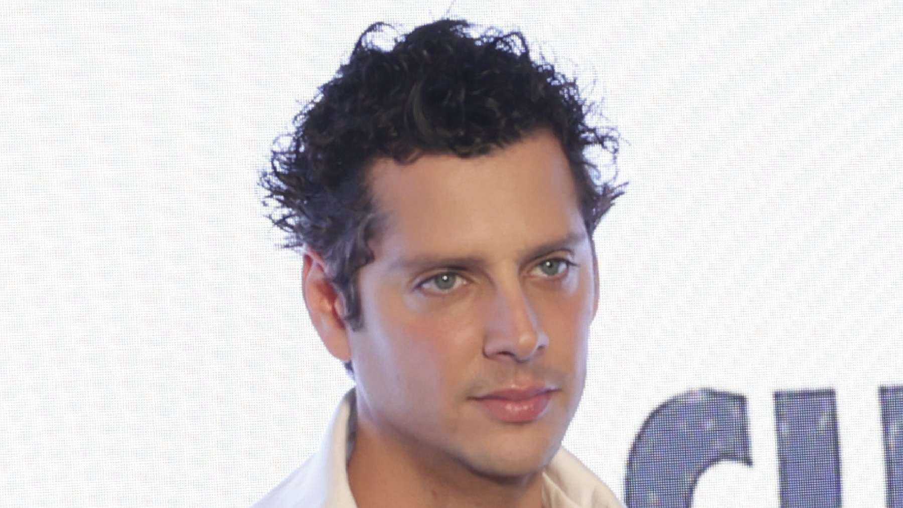 Eduardo Casanova anuncia que tiene VIH a través de un documental