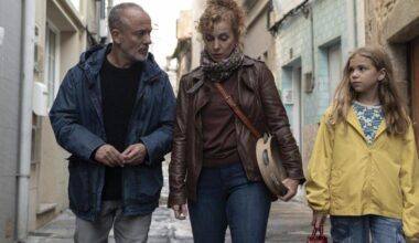 ‘Rondallas’, Daniel Sánchez Arévalo demuestra de nuevo que es el rey de la comedia comercial española - infoLibre