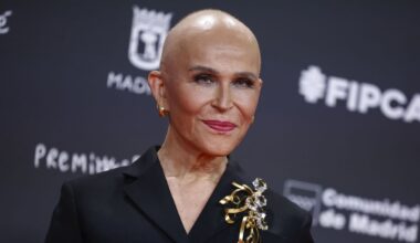 Antonia San Juan reaparece en los Premios Forqué y desvela cómo lleva su lucha contra el cáncer - La Voz de Galicia