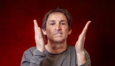 Albert Pla deja una frase que va a sonar mucho al hablar así sobre la sociedad actual