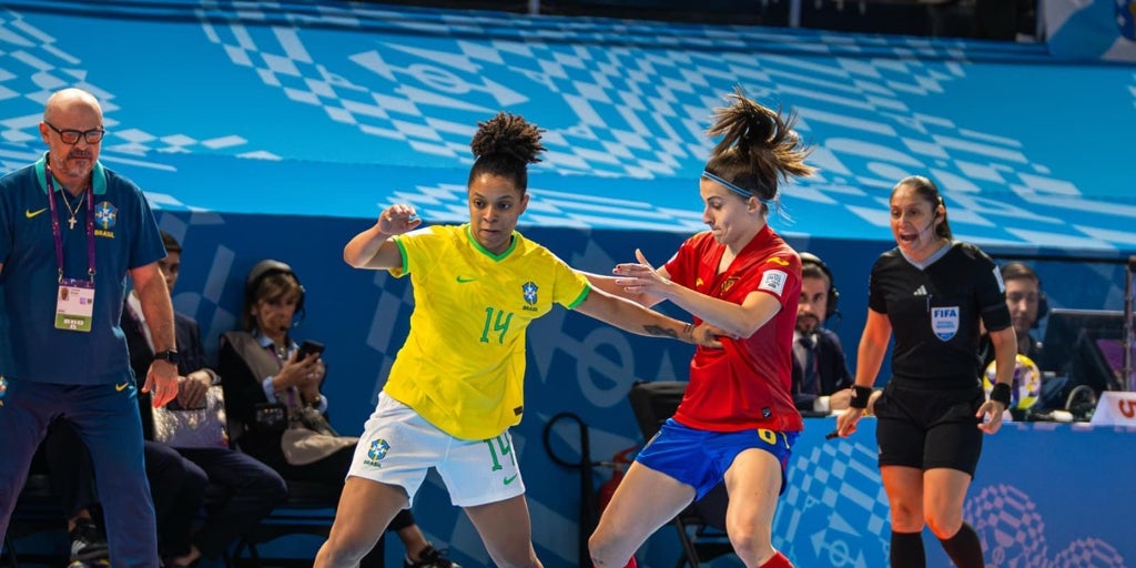 Una brillante Brasil hace descarrilar a España a un paso de la final