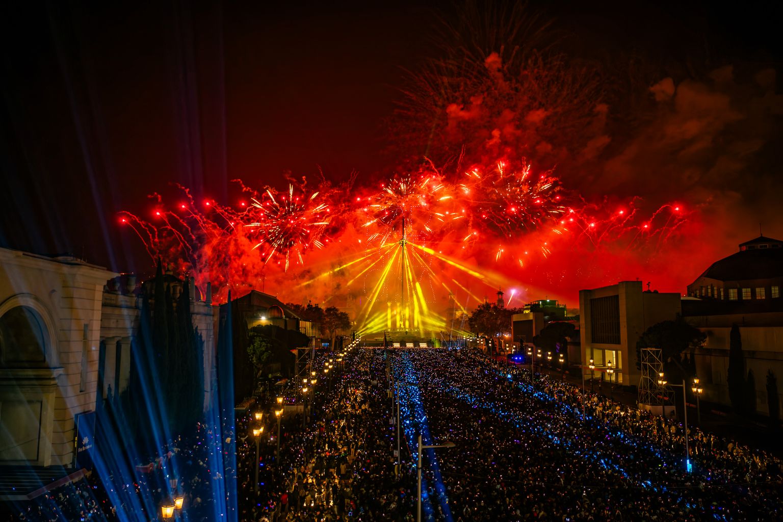 Alteraciones de la movilidad por la fiesta de la noche Fin de Año | Guardia Urbana de Barcelona
