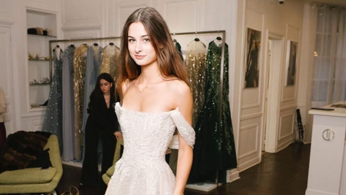 Eulalia de Orleans-Borbón y Almudena Dailly de Orleans, las españolas que deslumbran en el Baile de Debutantes 2025