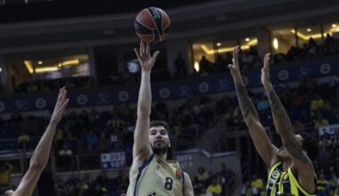 Fenerbahçe suda para cortar la racha del Barcelona (72-71)