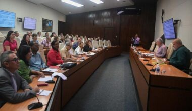 Modelos matemáticos predicen control de la epidemia para inicio de año › Salud › Granma