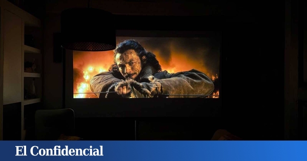 He probado el proyector que te hará querer cancelar tu suscripción a Netflix