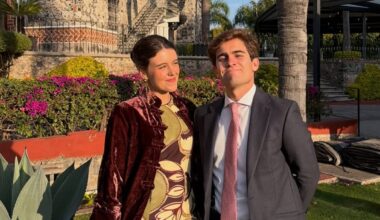 Muere de forma inesperada el prometido de la influencer Manuela Ochoa, con quien iba a casarse en octubre