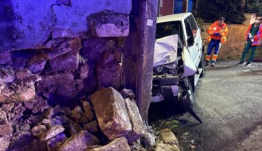 Muere un vecino de Rianxo de 65 años al salirse de la vía con su coche en Nochebuena