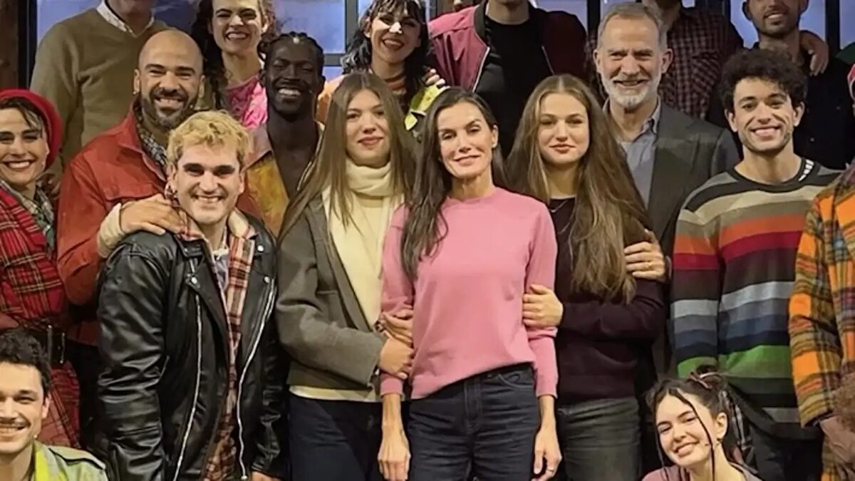 La insólita imagen de Felipe VI en un teatro de la Gran Vía: "Que conste que el Rey mugió"