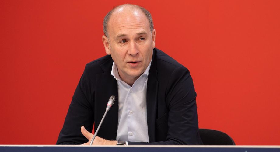 la lesión de Sedekerskis y el contrato de Kobi Simmons