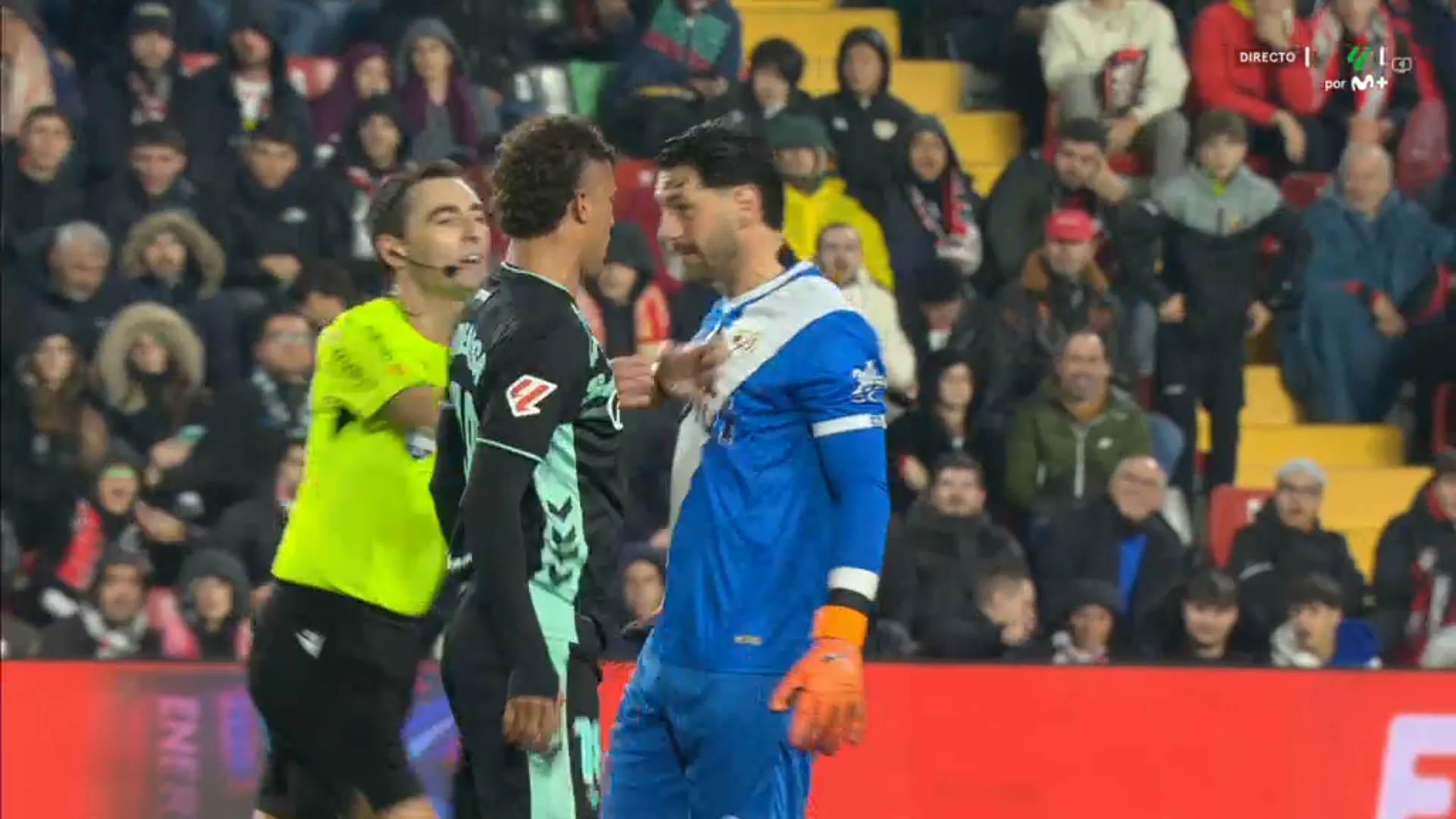 Deossa se encara con Batalla en el Rayo-Betis