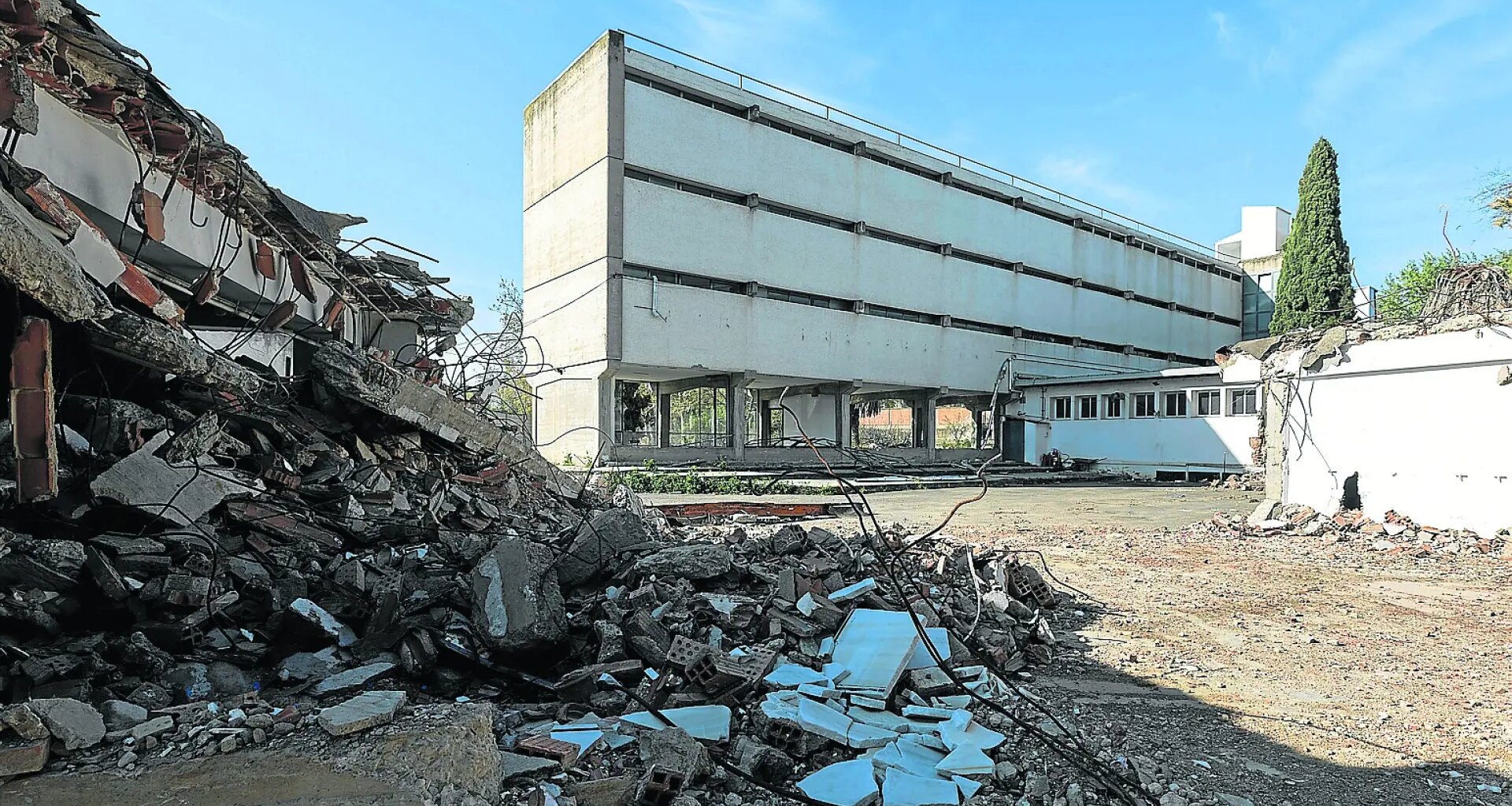 Punto final al Trofeo Ricardo Magdalena de arquitectura con un libro sobre su historia