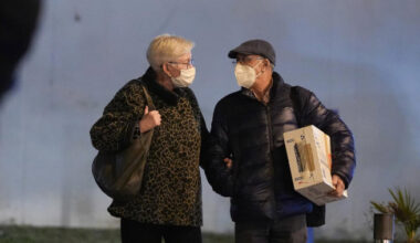 Cataluña alarga la mascarilla en hospitales por la gripe