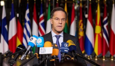 La OTAN evita responder a Putin sobre entrar en guerra con Europa y espera "más pasos" en negociaciones