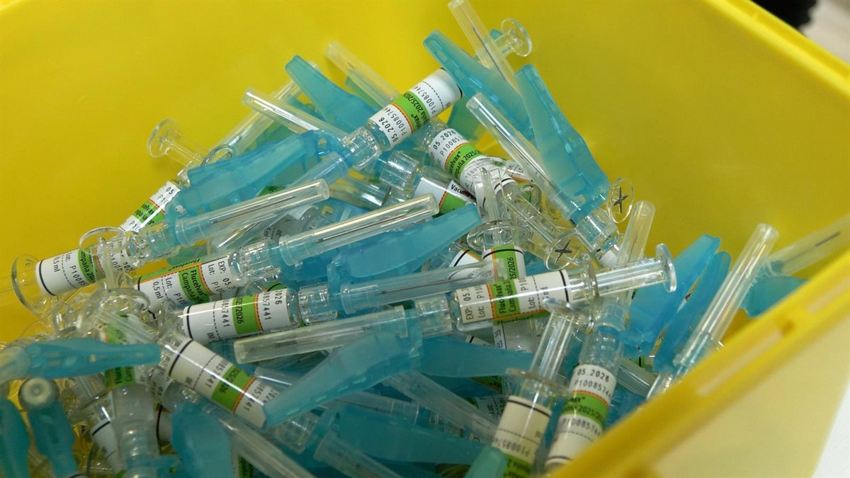 PSOE critica "la lentitud" del Gobierno riojano en el despliegue de la vacunación antigripal pese al adelanto del pico