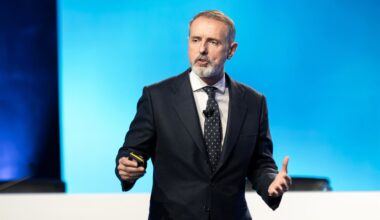 Murtra (Telefónica) admite contactos de M&A en “cada uno” de sus mercados