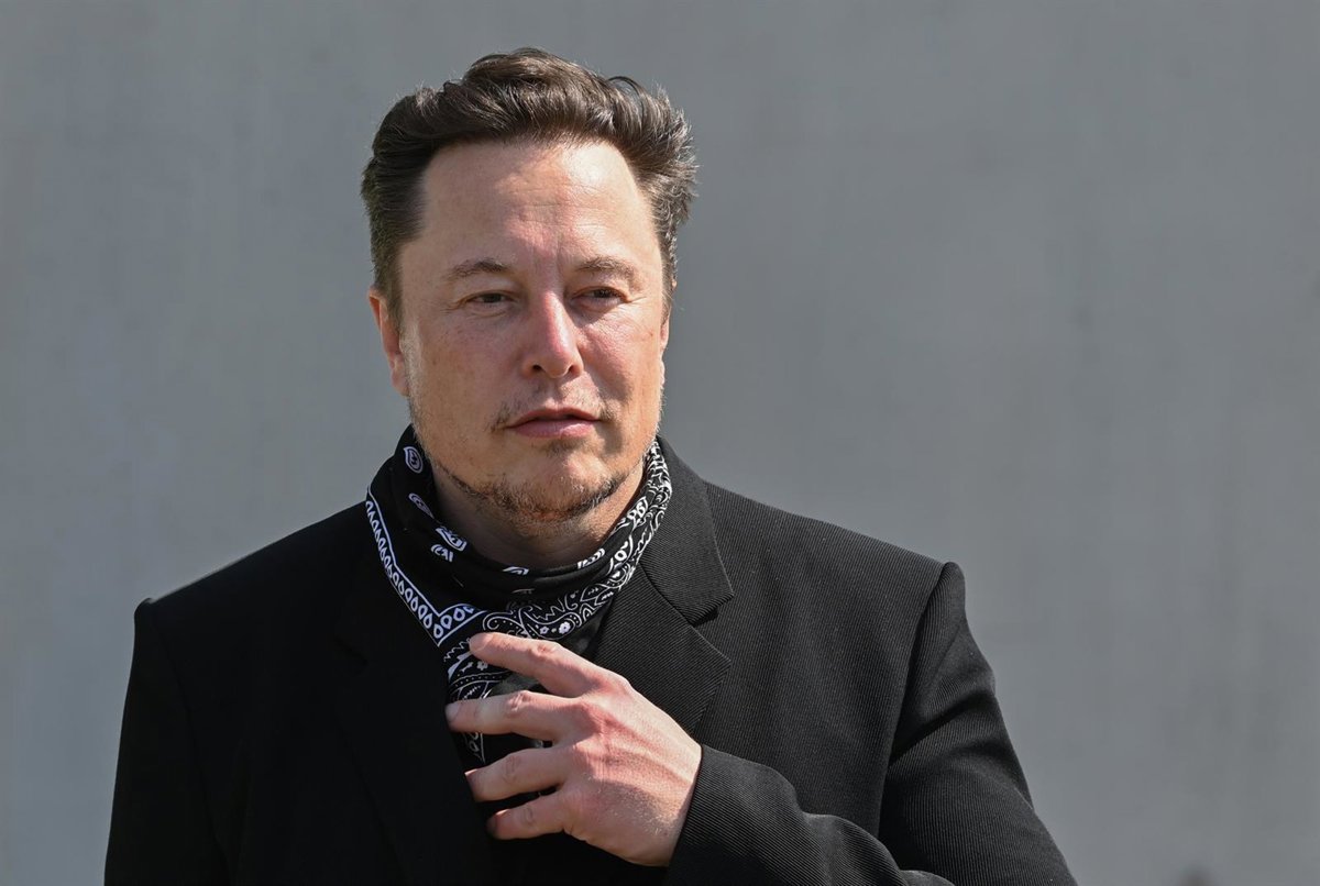 Elon Musk llama a la "abolición" de la Unión Europea