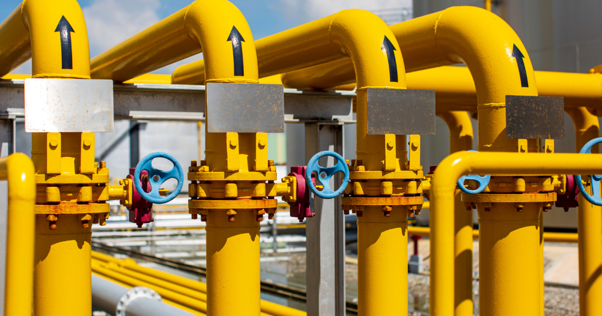 La UE acuerda detener permanentemente las importaciones de gas ruso y eliminar gradualmente el petróleo ruso