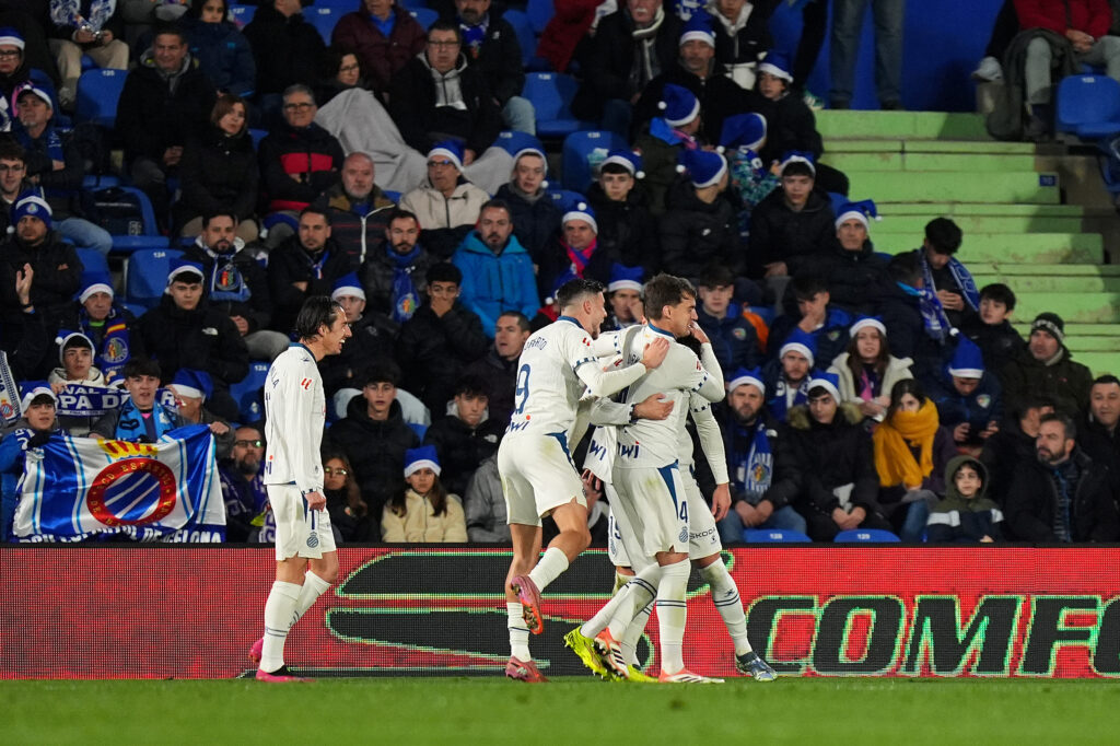 El Espanyol gana en Getafe y merece seguir soñando