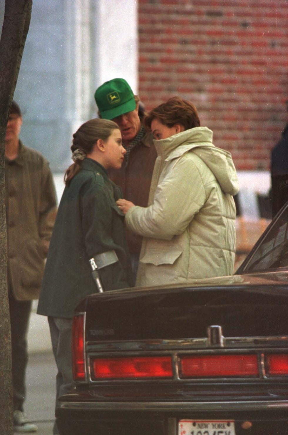 05/05/97.ny,ny. kristin scott thomas and costar scarlett johansson rehearse a scence under the direction of robert redford, on the set of the horse whisperer