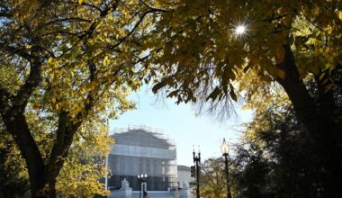 La Corte Suprema revive la demanda por libertad de expresión de jueces de inmigración en derrota para Trump