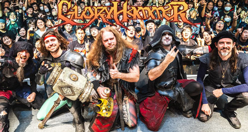 Nuevo vídeo de Paul Gilbert. Fechas de GLORYHAMMER. TANKARD en Iberoamérica.