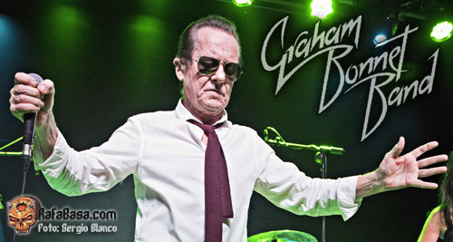 Adelanto del directo de GRAHAM BONNET BAND. Single de Jim Peterik. Escucha el disco de SACRED LEATHER.