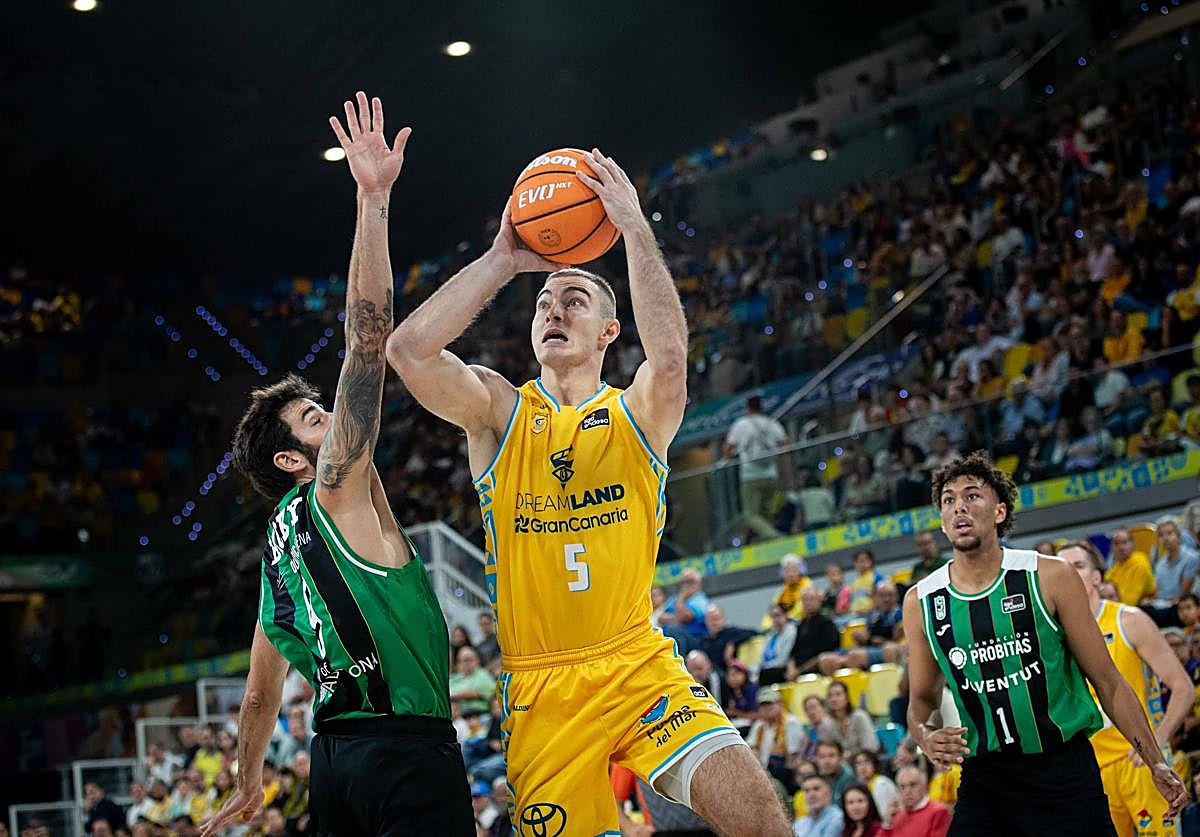 El Granca, entre Europa y la Copa: cinco finales y un trámite continental para cerrar 2025