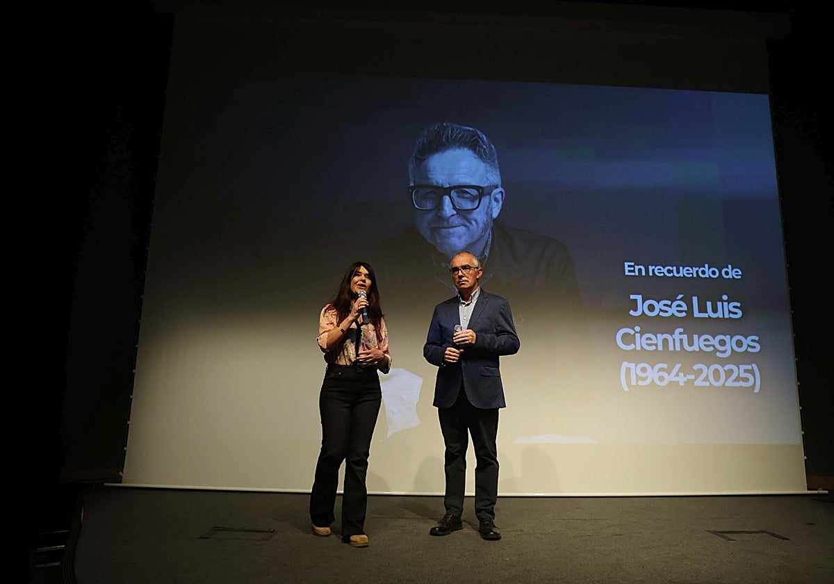 «José Luis Cienfuegos y Fran Gayo iniciaron un movimiento cultural»