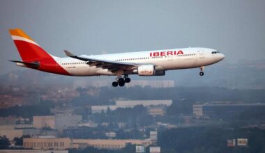 Iberia amplía la suspensión de sus vuelos con Venezuela al menos hasta el 31 de diciembre