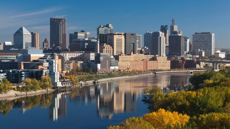 Tras años de ataques de Trump contra somalíes en Minnesota, ICE se centra en las Ciudades Gemelas