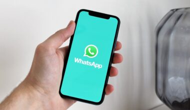 La lista de teléfonos en las que dejará de funcionar WhatsApp el 1 de enero