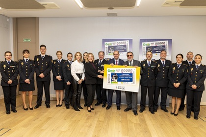 La ONCE dedica un cupón al X aniversario de la Unidad de Atención a la Familia y Mujer (UFAM) — Web de la ONCE