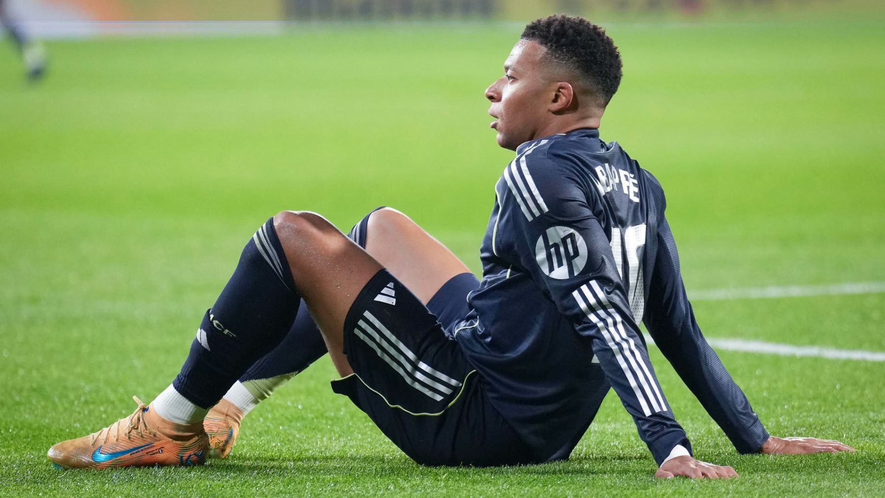 Mbappé no se entrena en la previa del Manchester City para la Champions